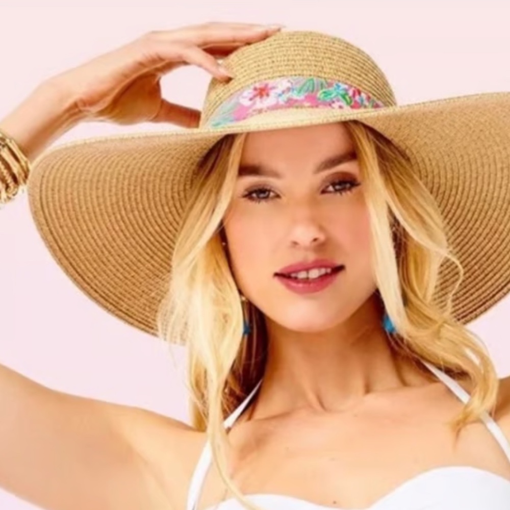 Lilly Pulitzer straw hat 👒 🌸